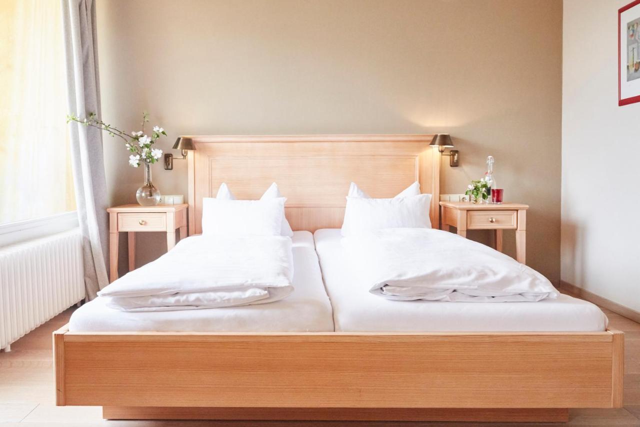 Hotel Restaurant Zur Sonne St. Peter エクステリア 写真