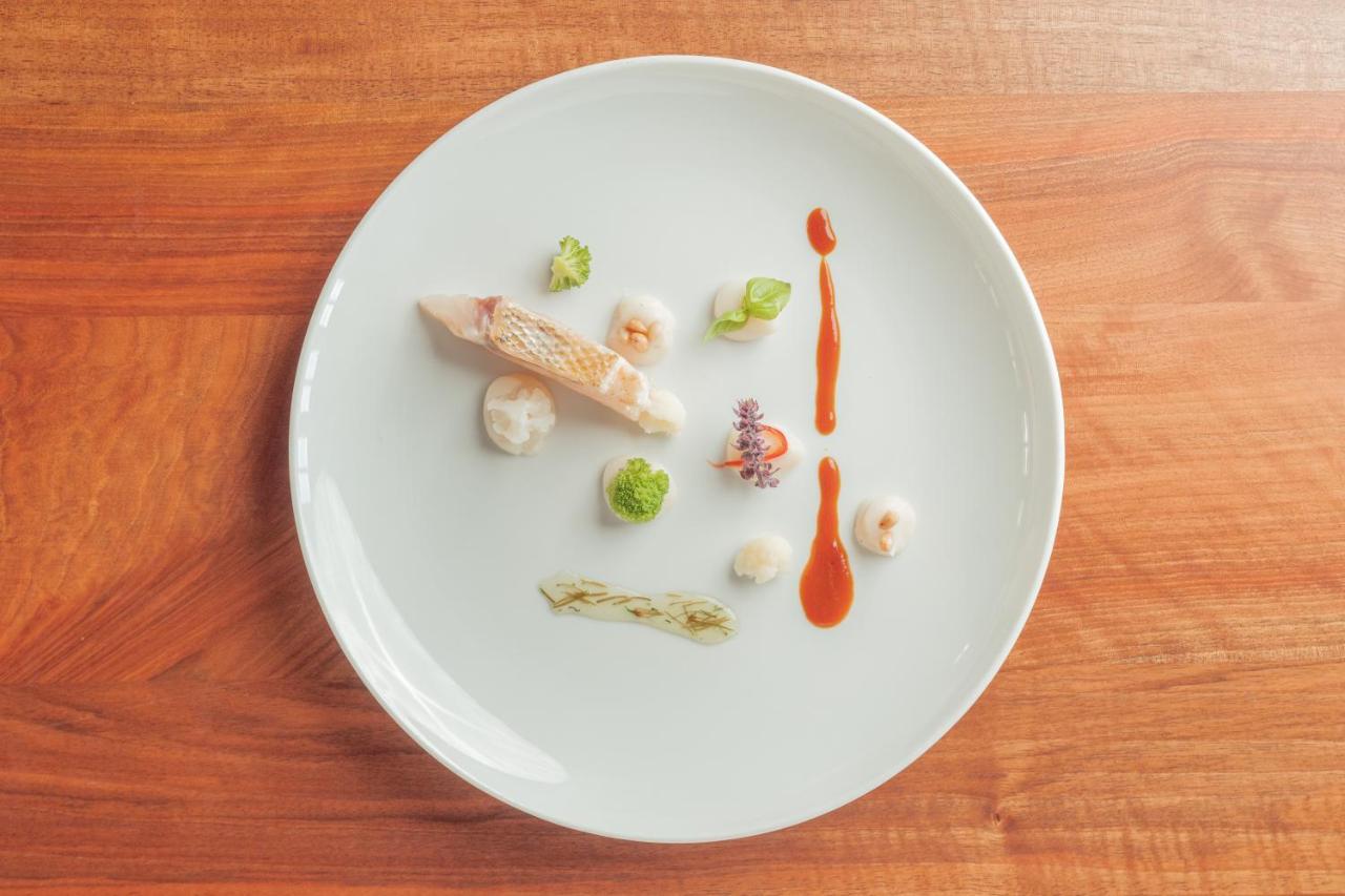 Hotel Restaurant Zur Sonne St. Peter エクステリア 写真