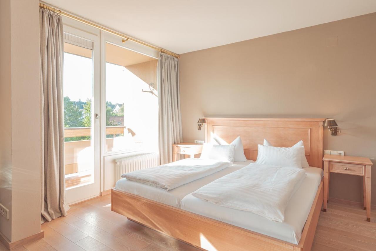 Hotel Restaurant Zur Sonne St. Peter エクステリア 写真