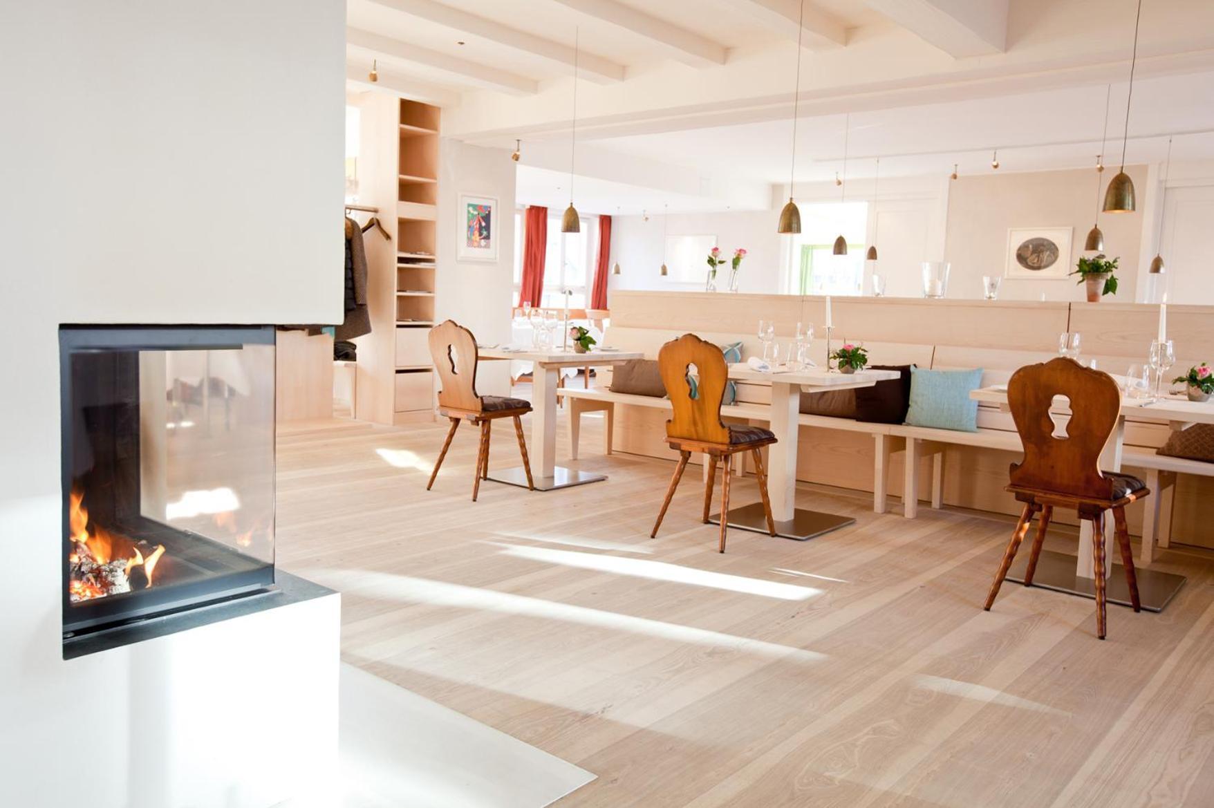 Hotel Restaurant Zur Sonne St. Peter エクステリア 写真
